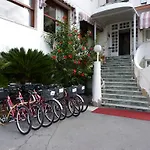 Ariston Montecarlo Hotel 3*
