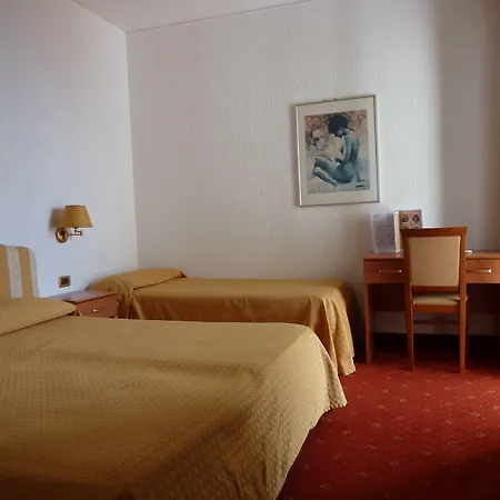 Ariston Montecarlo Hotel