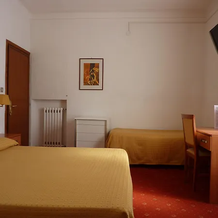 Ariston Montecarlo Hotel 3*