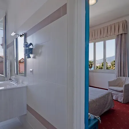 Ariston Montecarlo