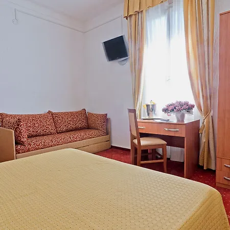 Hotel Ariston Montecarlo