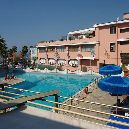 Ariston Montecarlo 3*