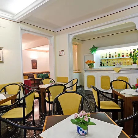 Ariston Montecarlo 3*