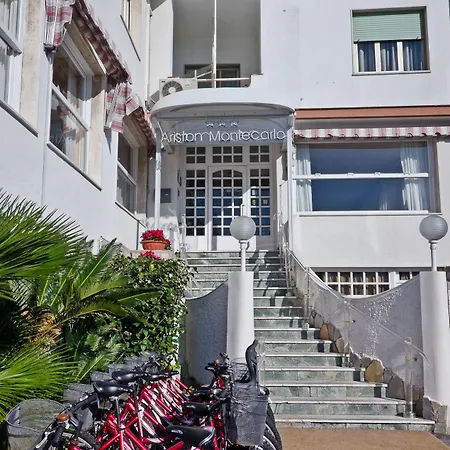 Ξενοδοχείο Ariston Montecarlo 3*