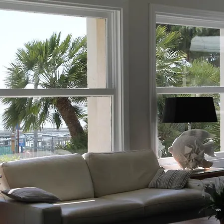 Hotel Ariston Montecarlo 3*