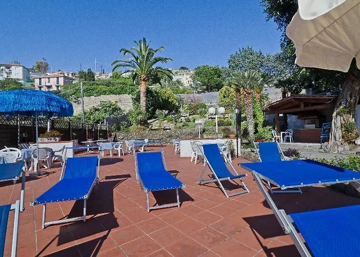 Hotel Ariston Montecarlo 3*